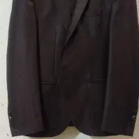 یه دست کت شلوار نو