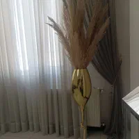 گلدان با گل