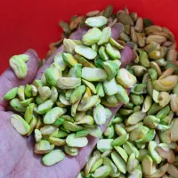 فروش خلال پسته خانگی و خلال بادام اصل|خوردنی و آشامیدنی|لاهیجان, حزین|دیوار