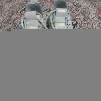 سلام یک کفش خوب نونوشماره پا ۳۹تا ۴۰قیمت ۲تومن