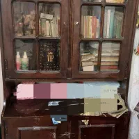 کتابخانه قدیمی