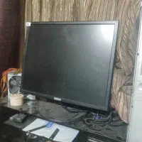 فروش میکروفون و مانیتور 19اینچ دوو