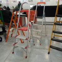 انواع نردبان و تجهیزات انبار و فروشگاه