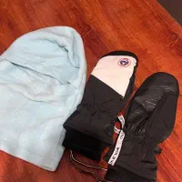 دستکش و اسکارف اسکی