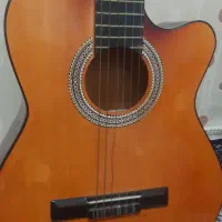 گیتار کلاسیک / به همراه کاور / ارسال رایگان