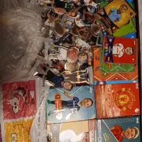 کیمدی( استند بازیکن ها، کارت، برچسب و مجله کیمدی )