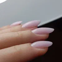 خدمات حرفه ای ناخن