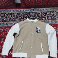 کاپشن، کتونی، بامبر، پیراهن پشمی|کیف، کفش، کمربند|کبودرآهنگ, |دیوار