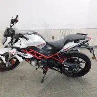 بنلی ۱۵۰ نیوفیس