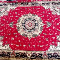 قالی قرمز لاکی