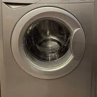 ماشین لباسشویی ایندزیت اصل ایتالیا فوق العاده تمیز