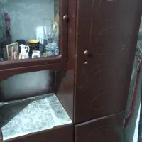 کمد لباس و ویترین