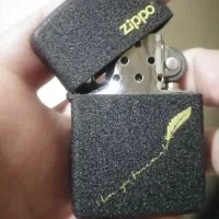 فندک Zippo اصلی مشکی بانوشته طلایی