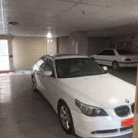 بی ام و i 525