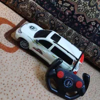 ماشین لند کروز کنترلی