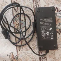 آداپتور ۱۲ ولت ۳ آمپر