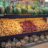 فروش فوری میز کار میوه فروشی