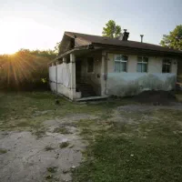 خانه قدیمی قابل سکونت1000متر خشکبیجار/آناملک/کد622