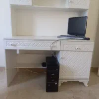 میز تحریر|میز تحریر و کامپیوتر|کرج, کوی کارمندان جنوبی|دیوار