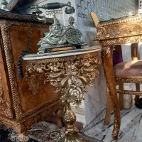 میز و تلفن برنز سنگین