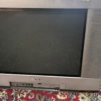 تلویزیون سونی با میز شیشه ای