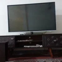 تلویزیون ۴۲اینج نو آی وا