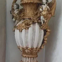 گلدان وپایه