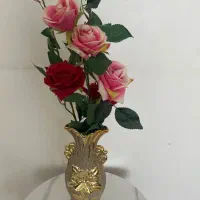 گل و گلدان