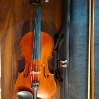 ویولن۴/۴آماتی ۲۲۰