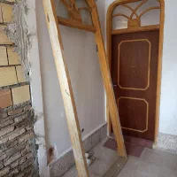 فروش درب چوبی با چهارچوب و قفل و کلید کاملا سالم|مصالح و تجهیزات ساختمان|سلماس, |دیوار
