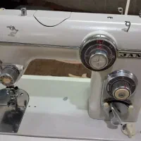 چرخ خیاطی ژانومه 672 مادگی جا دکمه ژاپنی مدل ۶۷۲