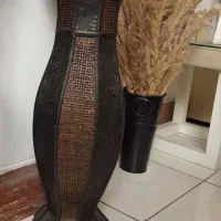 گلدان کنار سالنی طرح حصیری کارکرده در حد نو