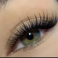 استخدام مژه کار حرفه ای