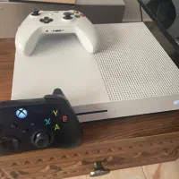 Xbox one s درحد و همراه با هدیه