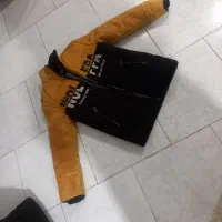 کاپشن پسرانه ۱۰تا۱۵سال میخوره