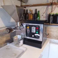 دستگاه روغن گیری نیمه صنعتی