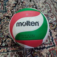 توپ والیبال