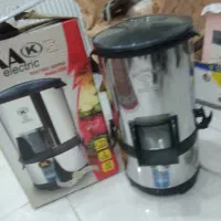 مقداری لوازم منزل بفروش می‌رسد