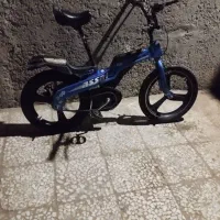 دوچرخه|دوچرخه، اسکیت، اسکوتر|زهک, |دیوار