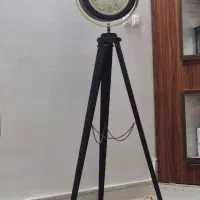 ساعت پایه دار