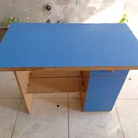 میز کامپیوتر