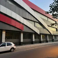 فراخوان-اجاره-واحد-تجاری-وهمکاری-با-برندهای-معتبر