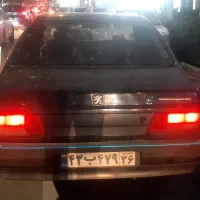 راننده با ماشین