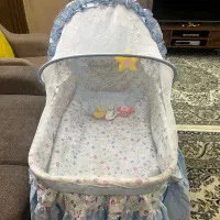 گهواره|تخت و صندلی بچه|مشهد, سرافرازان|دیوار