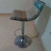 صندلی با قابلیت بلند و کوتاه شدن
