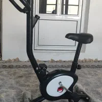 دوچرخه ثابت باشگاهی