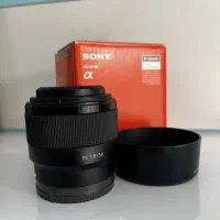 لنز ۵۰سونی F1.8