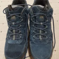 کفش ورزشی و پیادە روی کاریمور