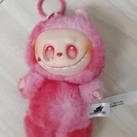 عروسک لبوبو