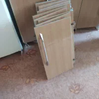 کابینت دسته دوم. سالم جنس هایگلاس